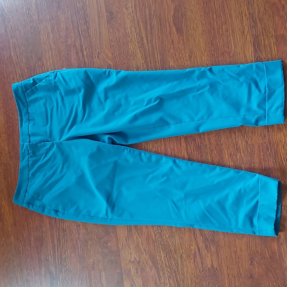 Vince Camuto pants‎